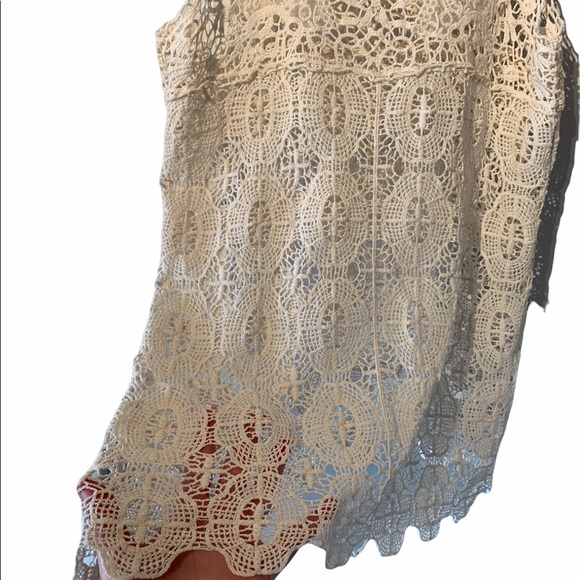 Pins and Needles Bohemian Embroidered ivory tank - Picture 5 of 11